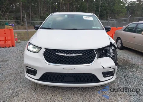 2024 Chrysler Pacifica Touring L from USA, damaged, VIN 2C4RC1BG0RR120186